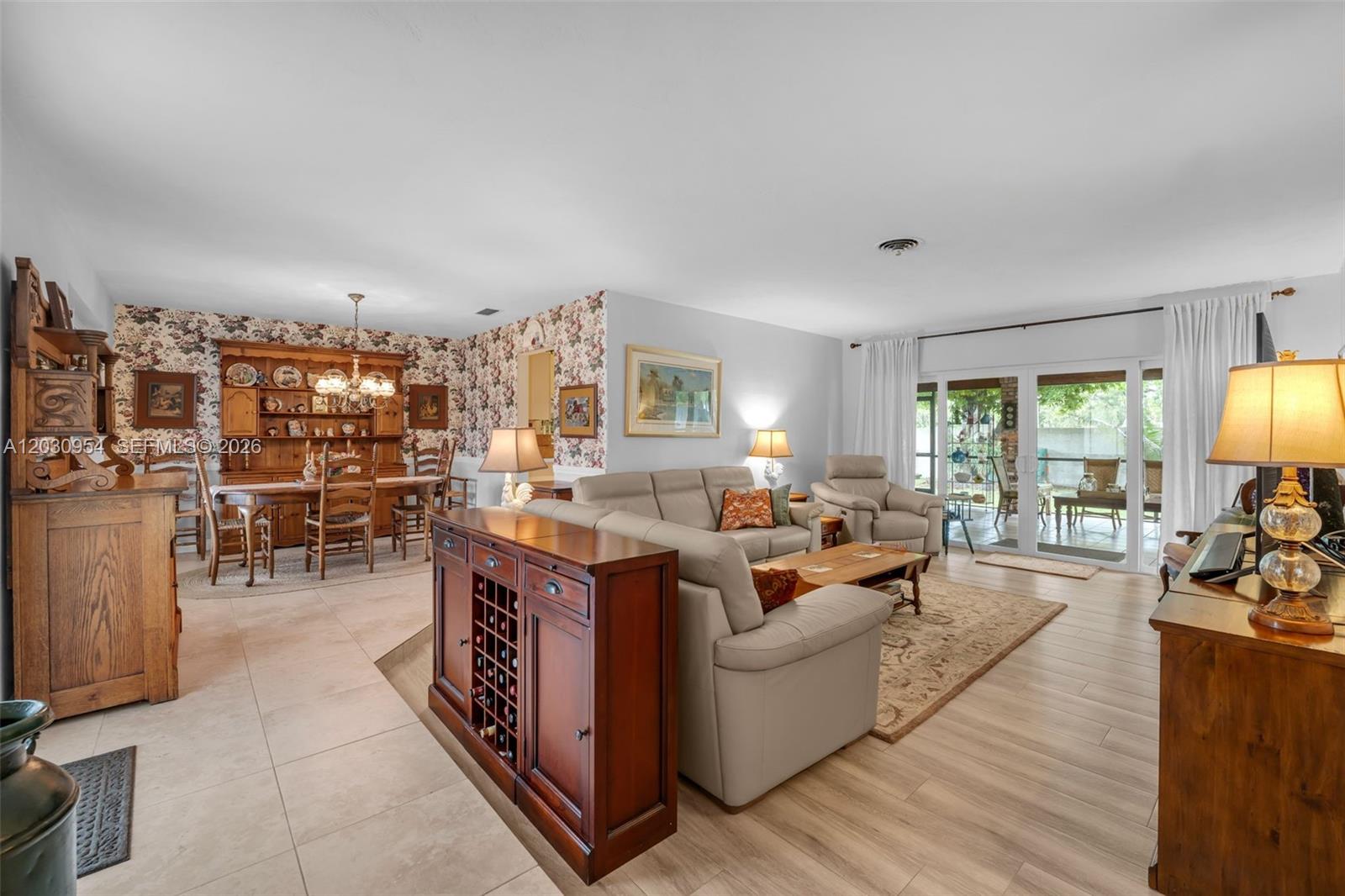 10421 SW 107th St Miami, FL 33176