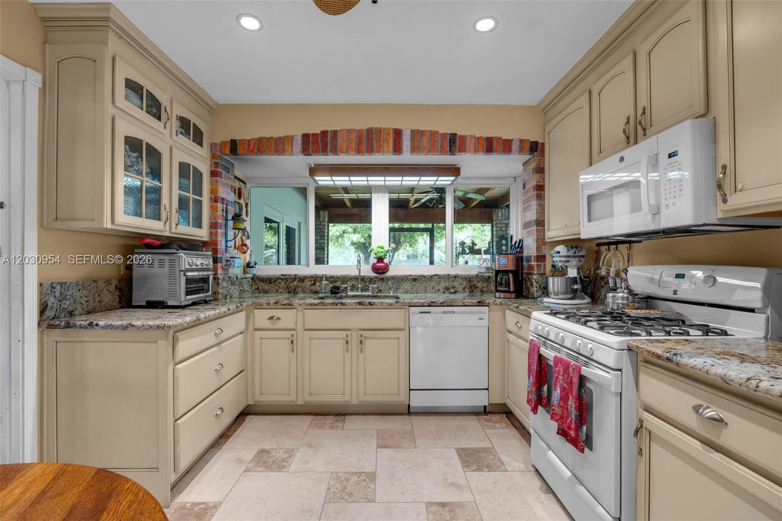 10421 SW 107th St Miami, FL 33176