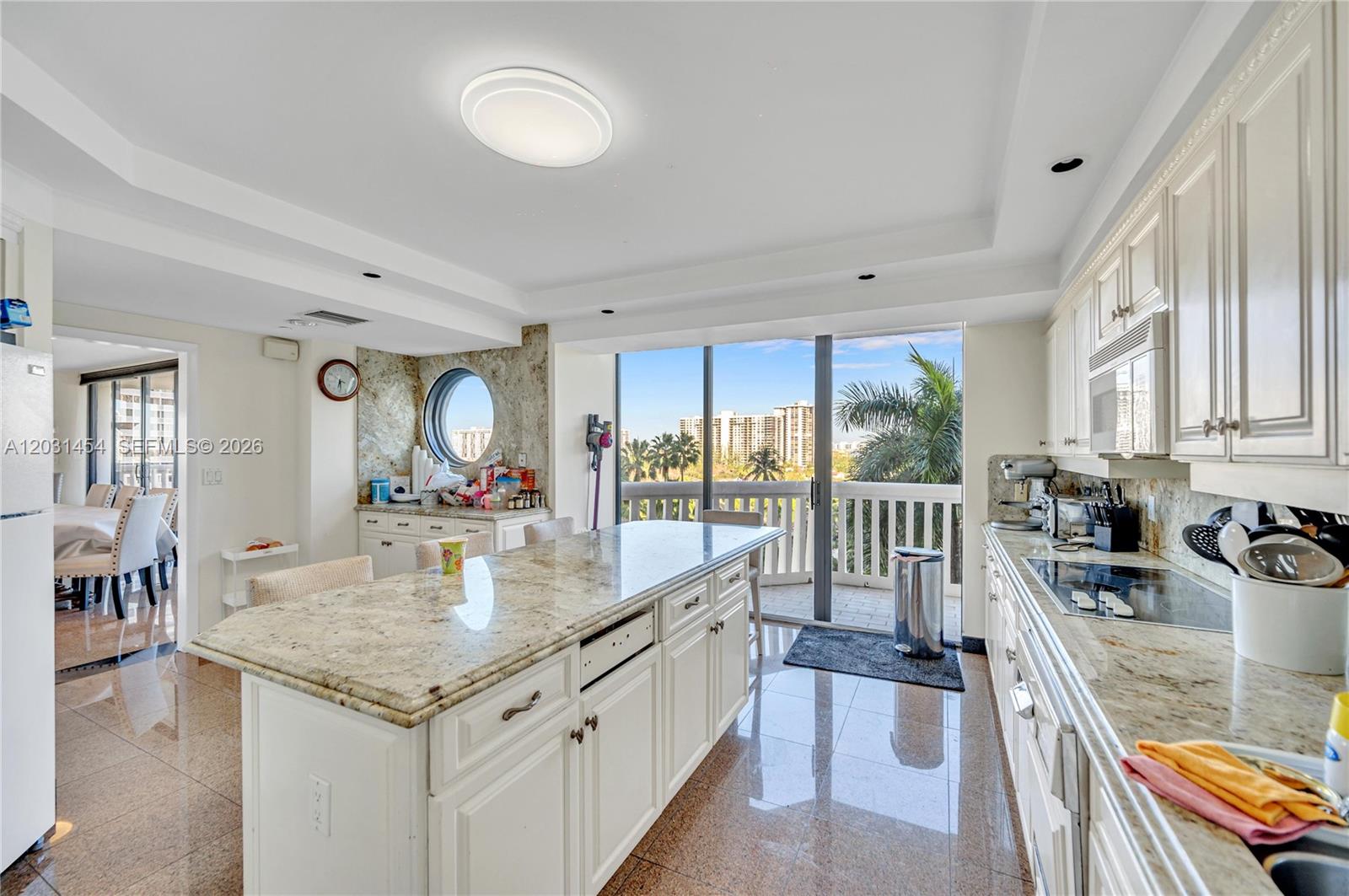 2000 Island Blvd #806 Aventura, FL 33160