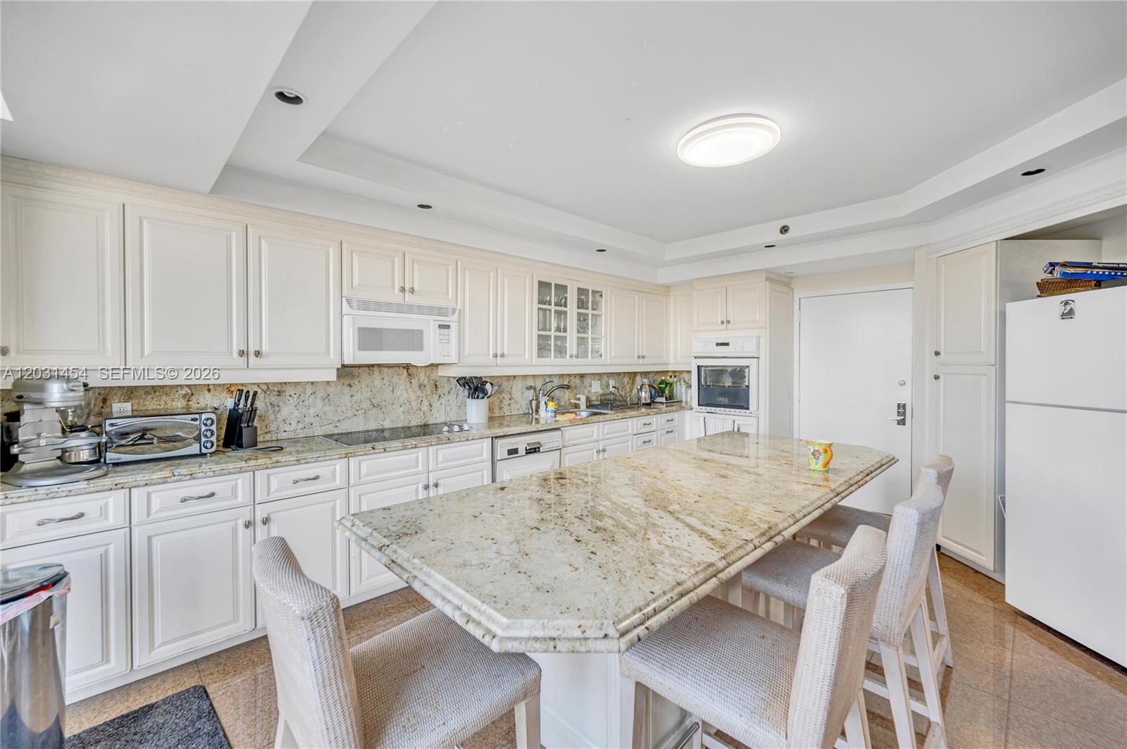 2000 Island Blvd #806 Aventura, FL 33160
