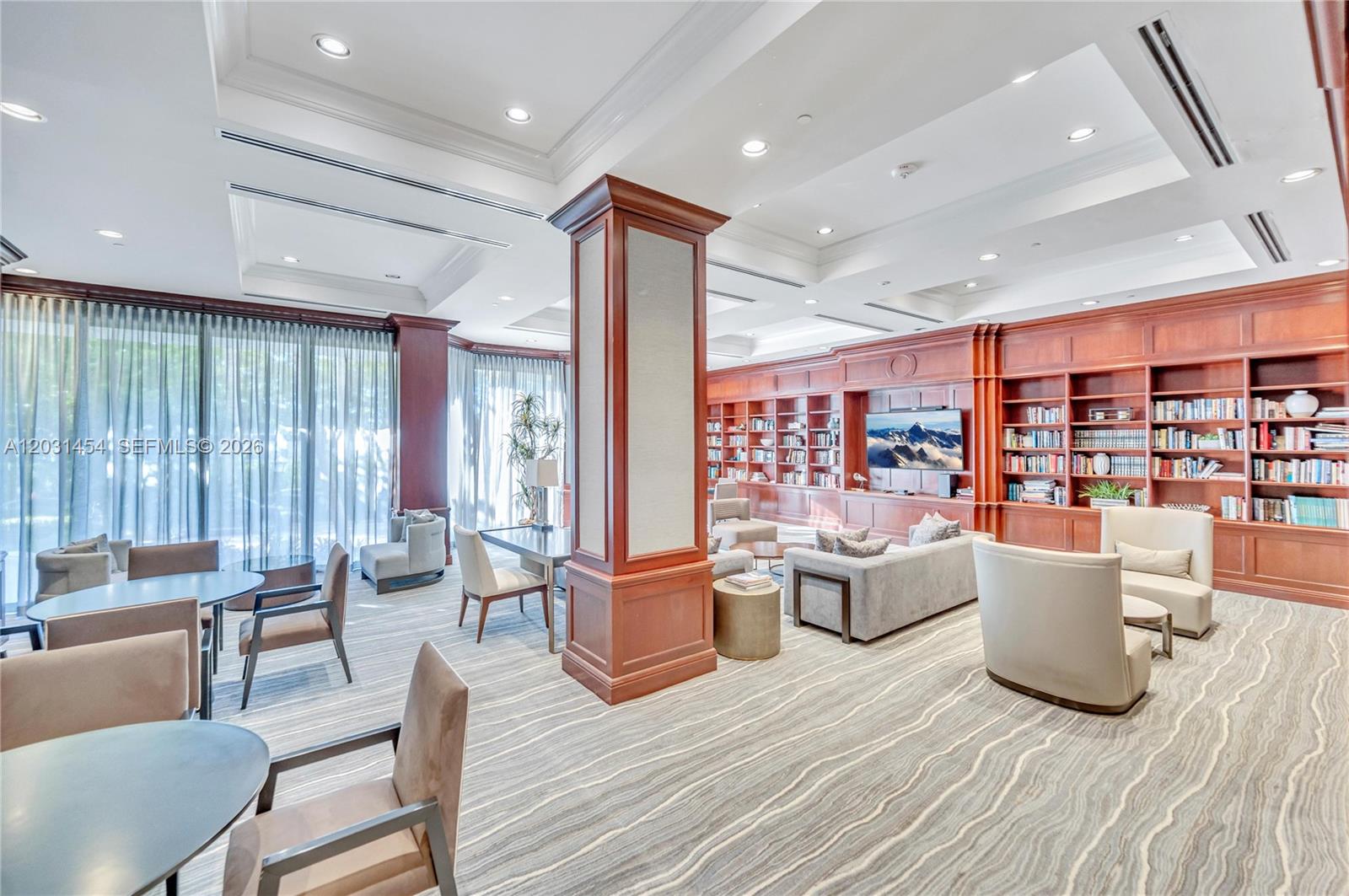 2000 Island Blvd #806 Aventura, FL 33160