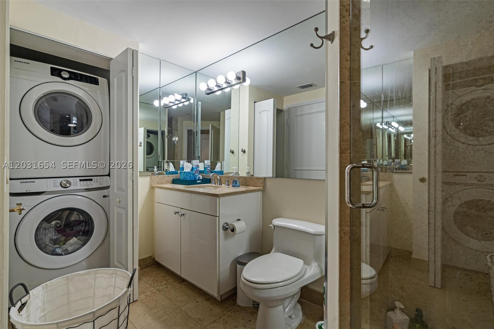 image Blue Diamond22