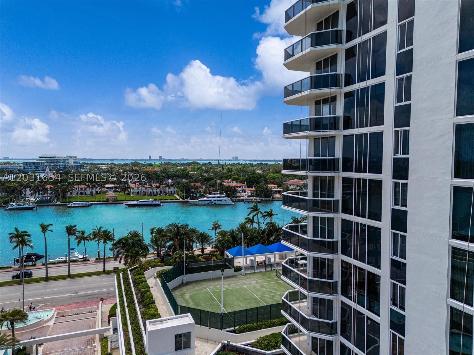 image Blue Diamond37