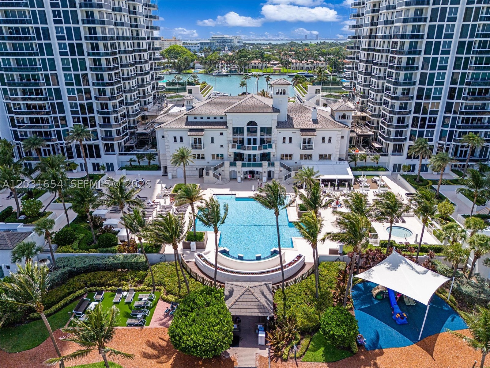image Blue Diamond52