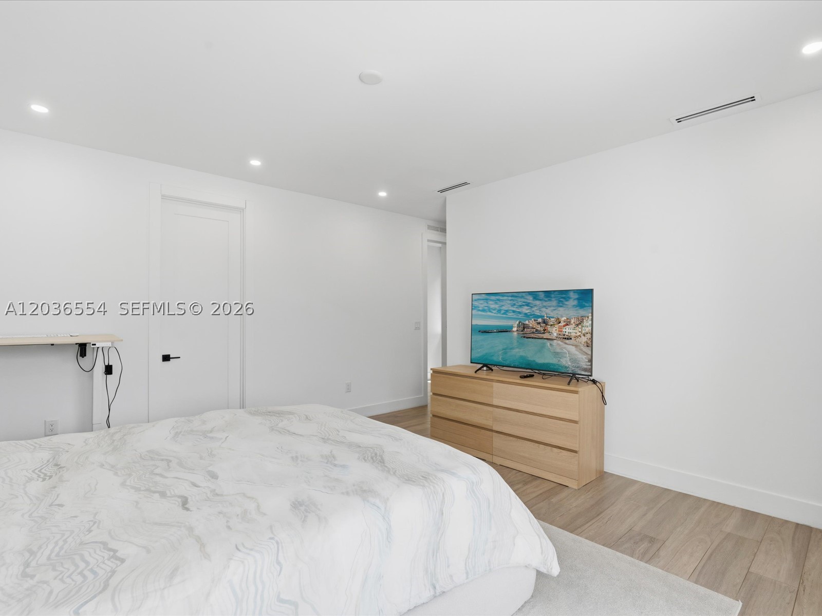3266 SW 25th Ter #3266 Miami, FL 33133