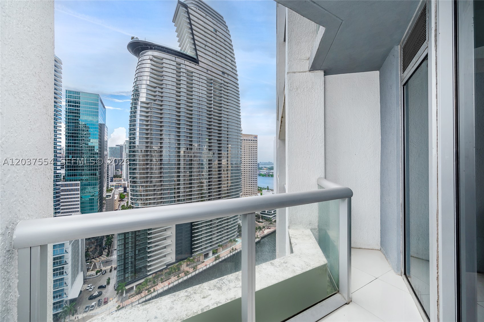 image Icon Brickell I23