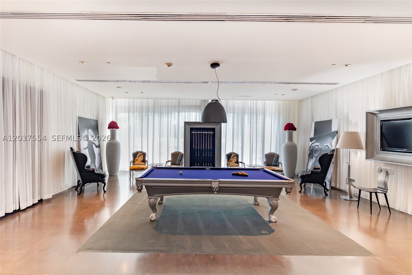 image Icon Brickell I26