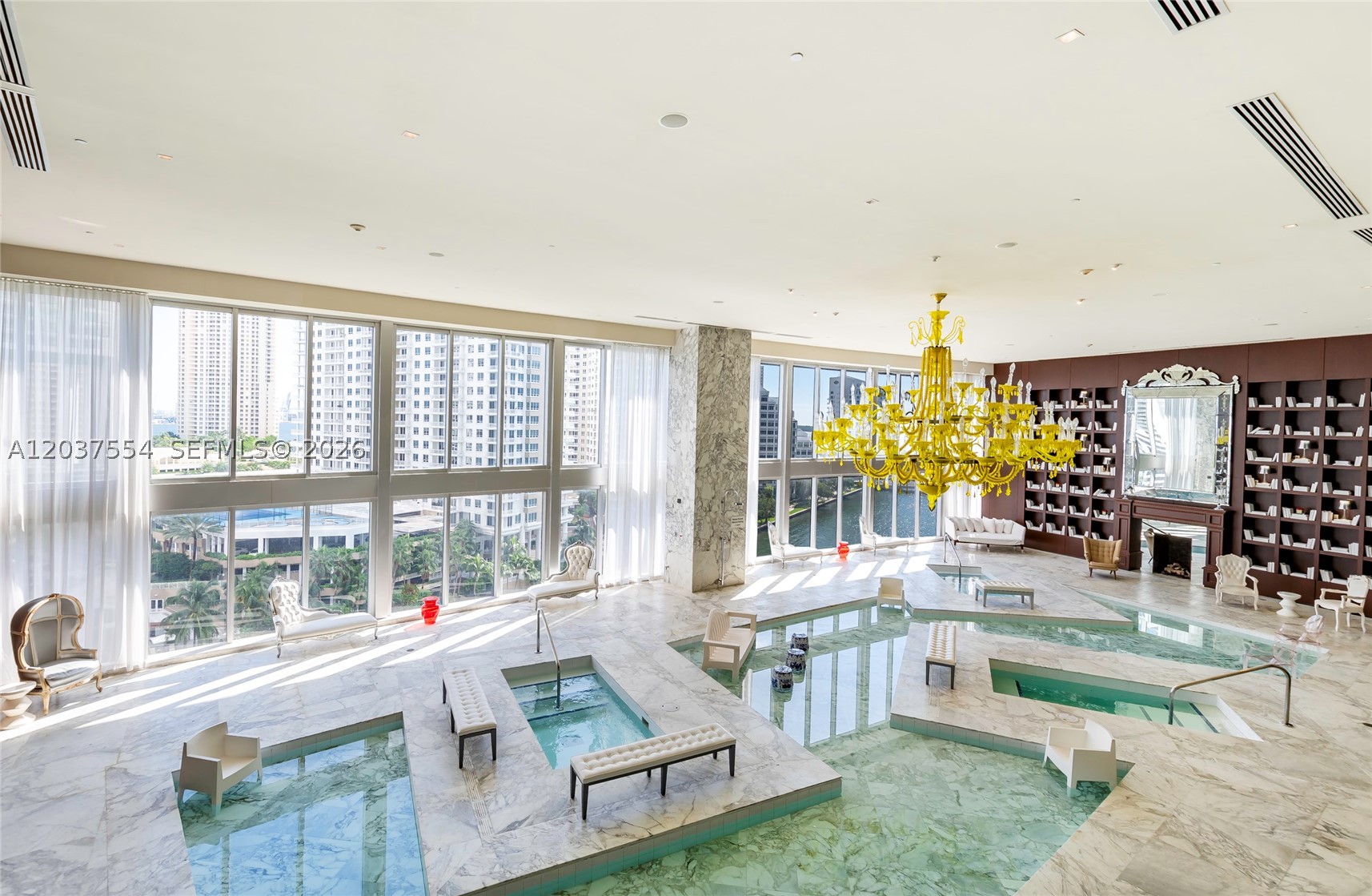 image Icon Brickell I28
