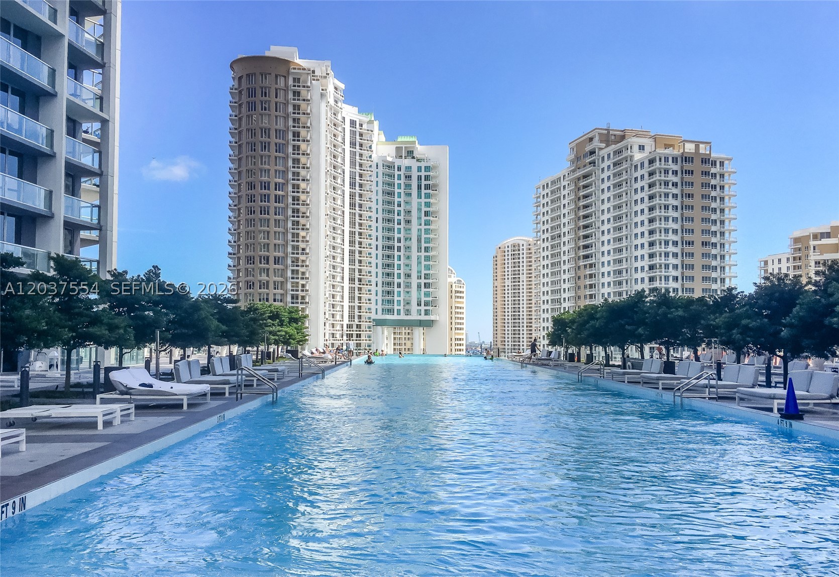 image Icon Brickell I35