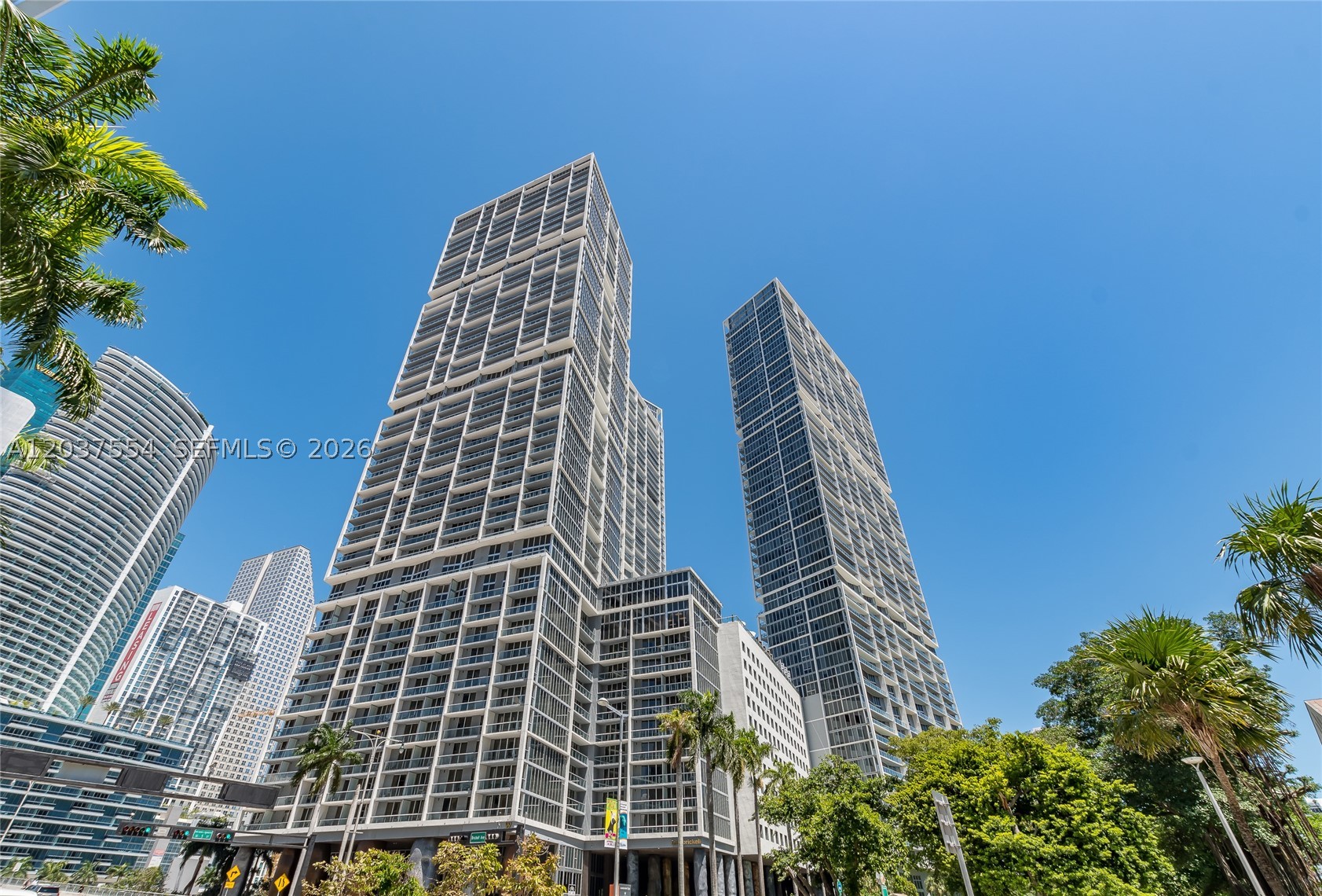 image Icon Brickell I38