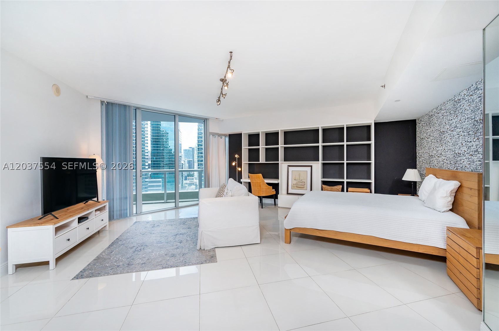 image Icon Brickell I8