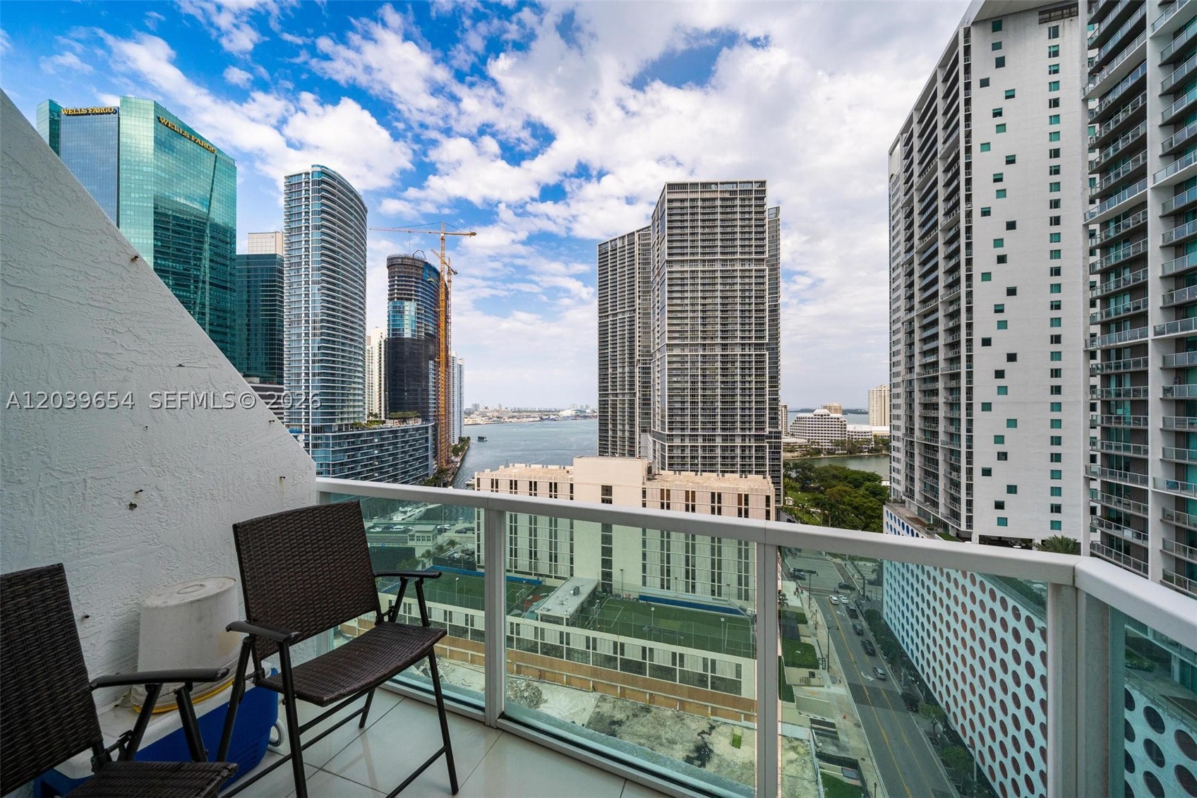 image Brickell on the River South3