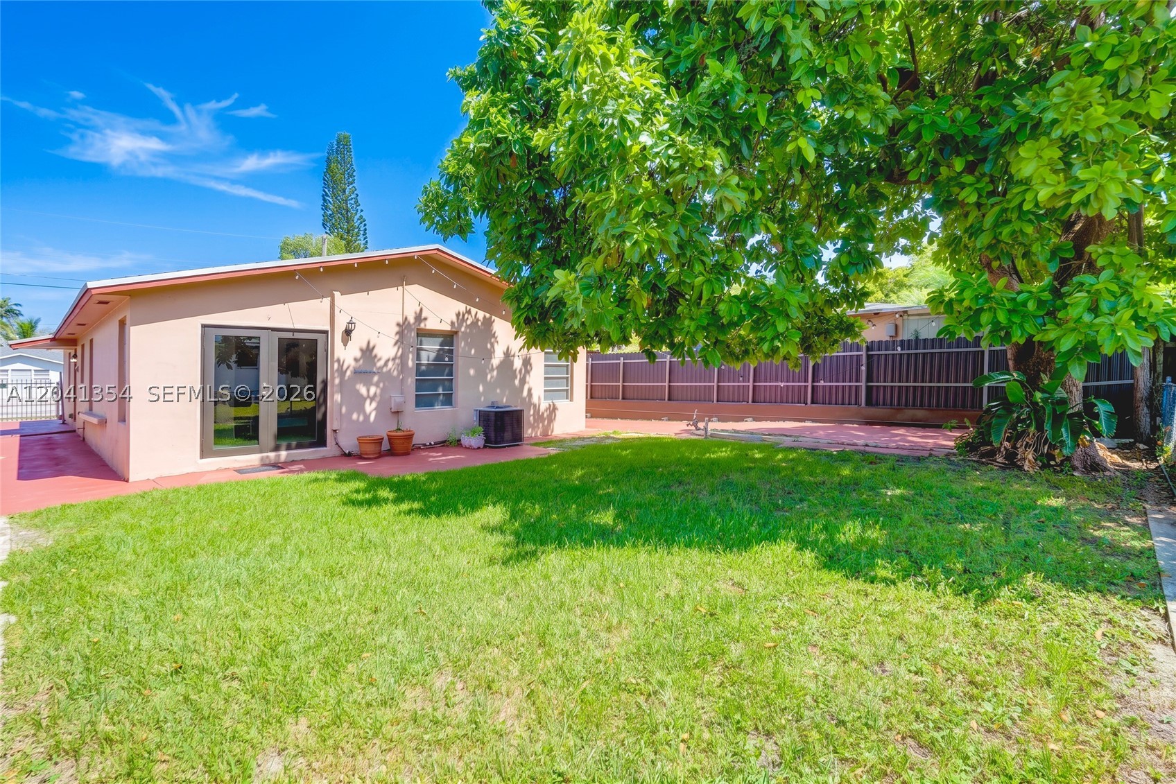 3210 NW 19th St Miami, FL 33125