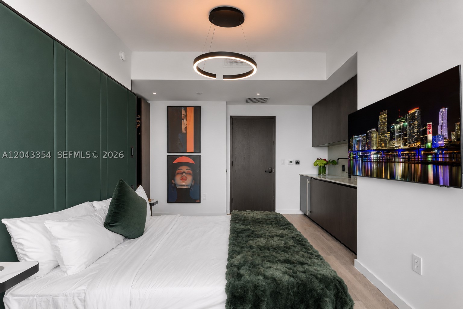 20 NE 11th St #3410 Miami, FL 33132