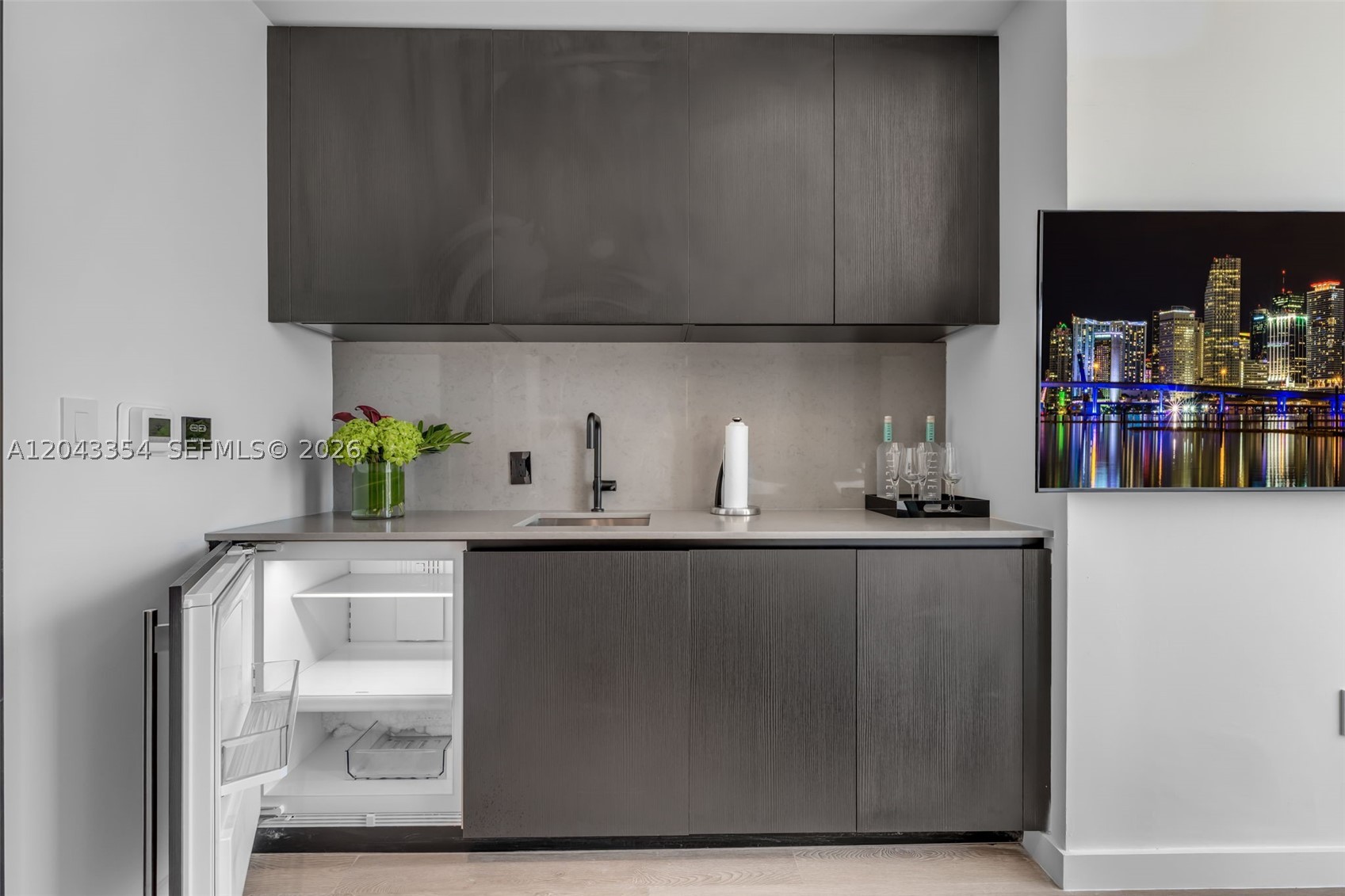 20 NE 11th St #3410 Miami, FL 33132
