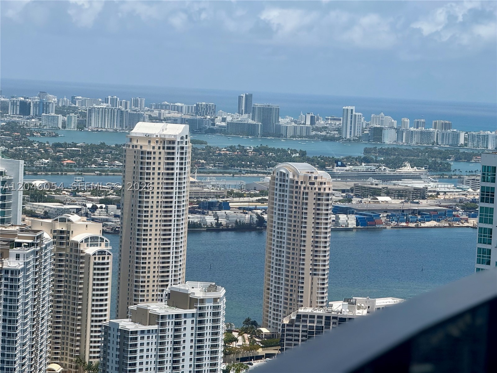 1000 Brickell Plz #PH5807 Miami, FL 33131