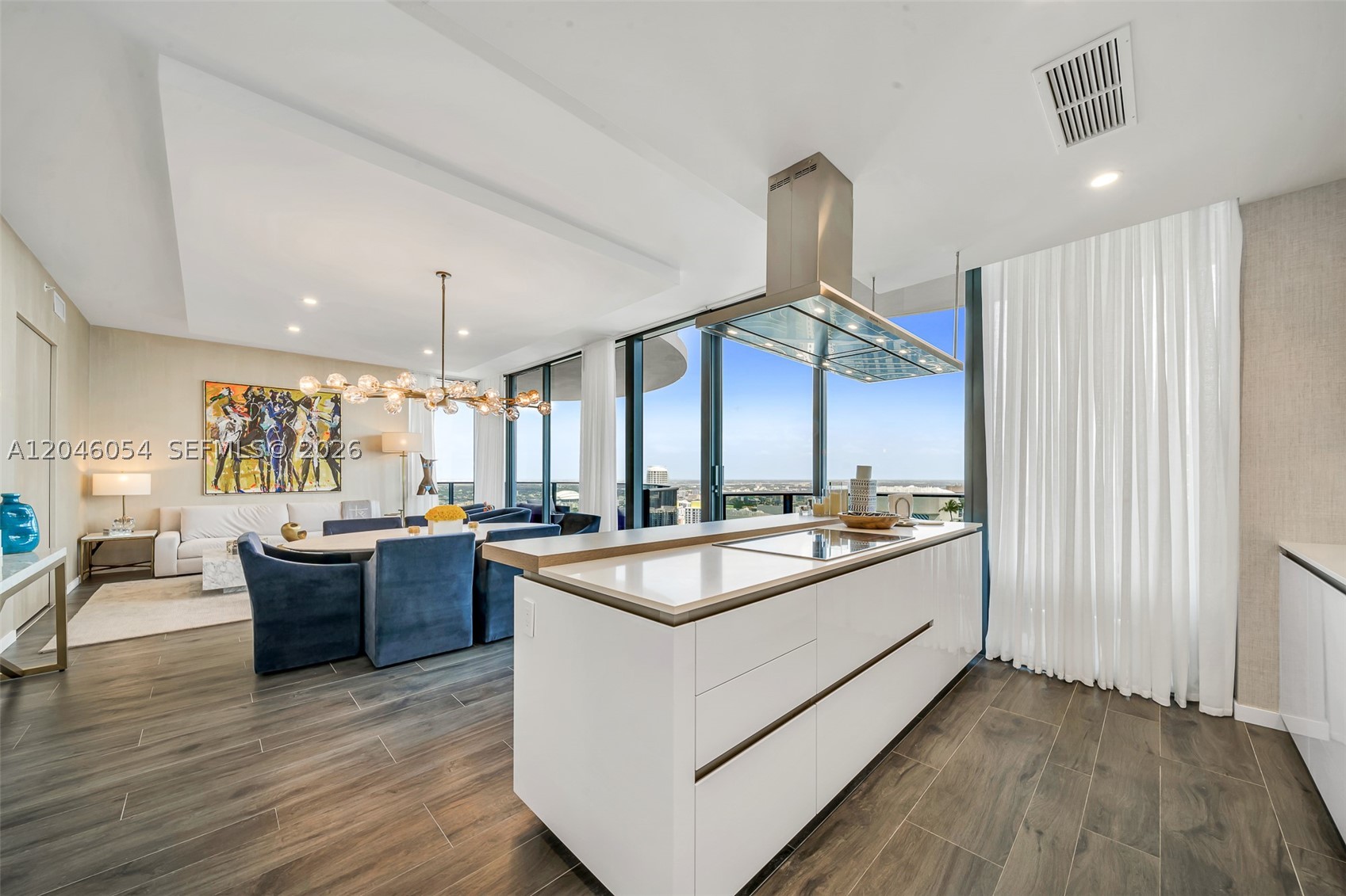 1000 Brickell Plz #PH5807 Miami, FL 33131