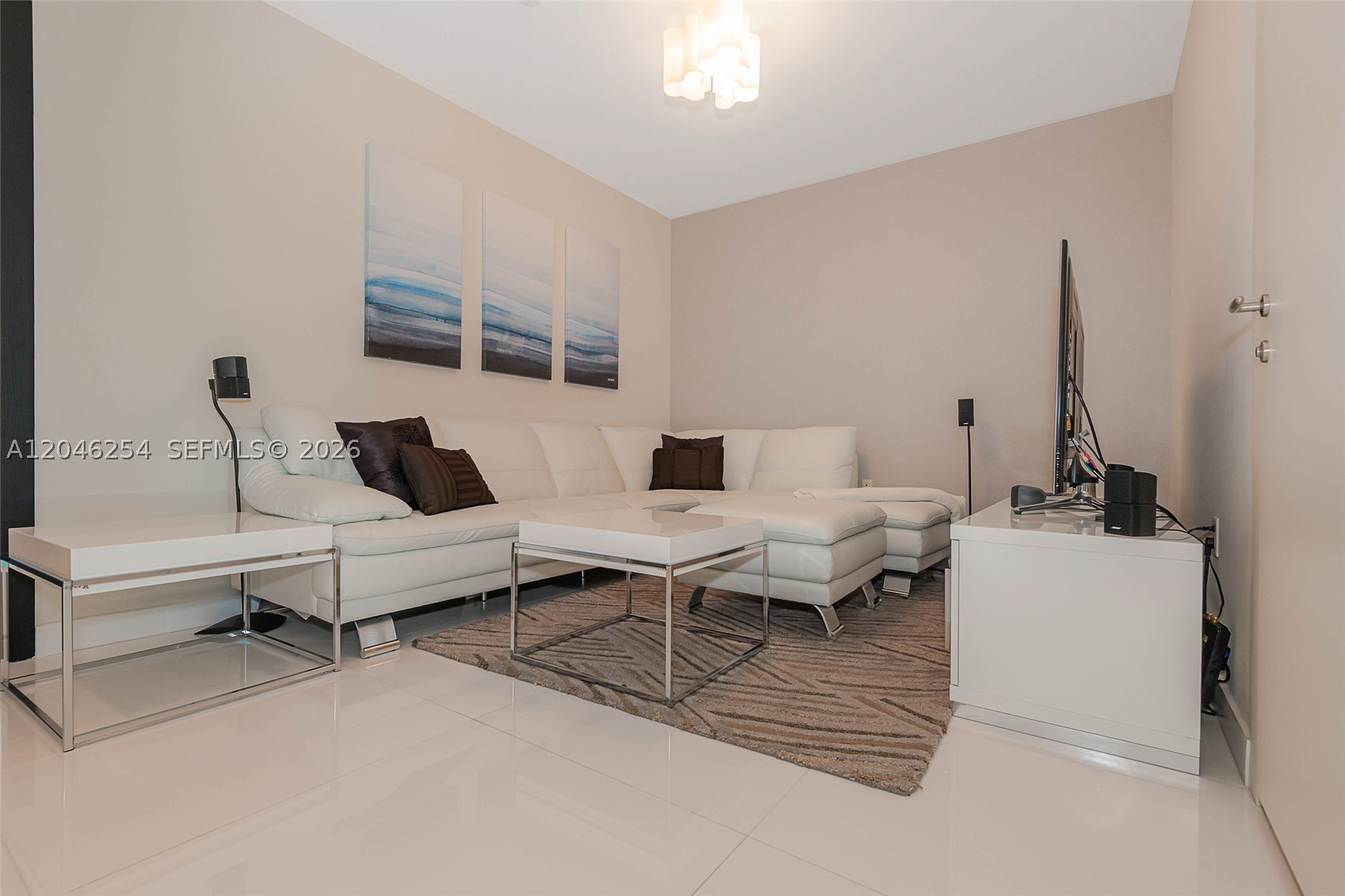 image Epic Residences11