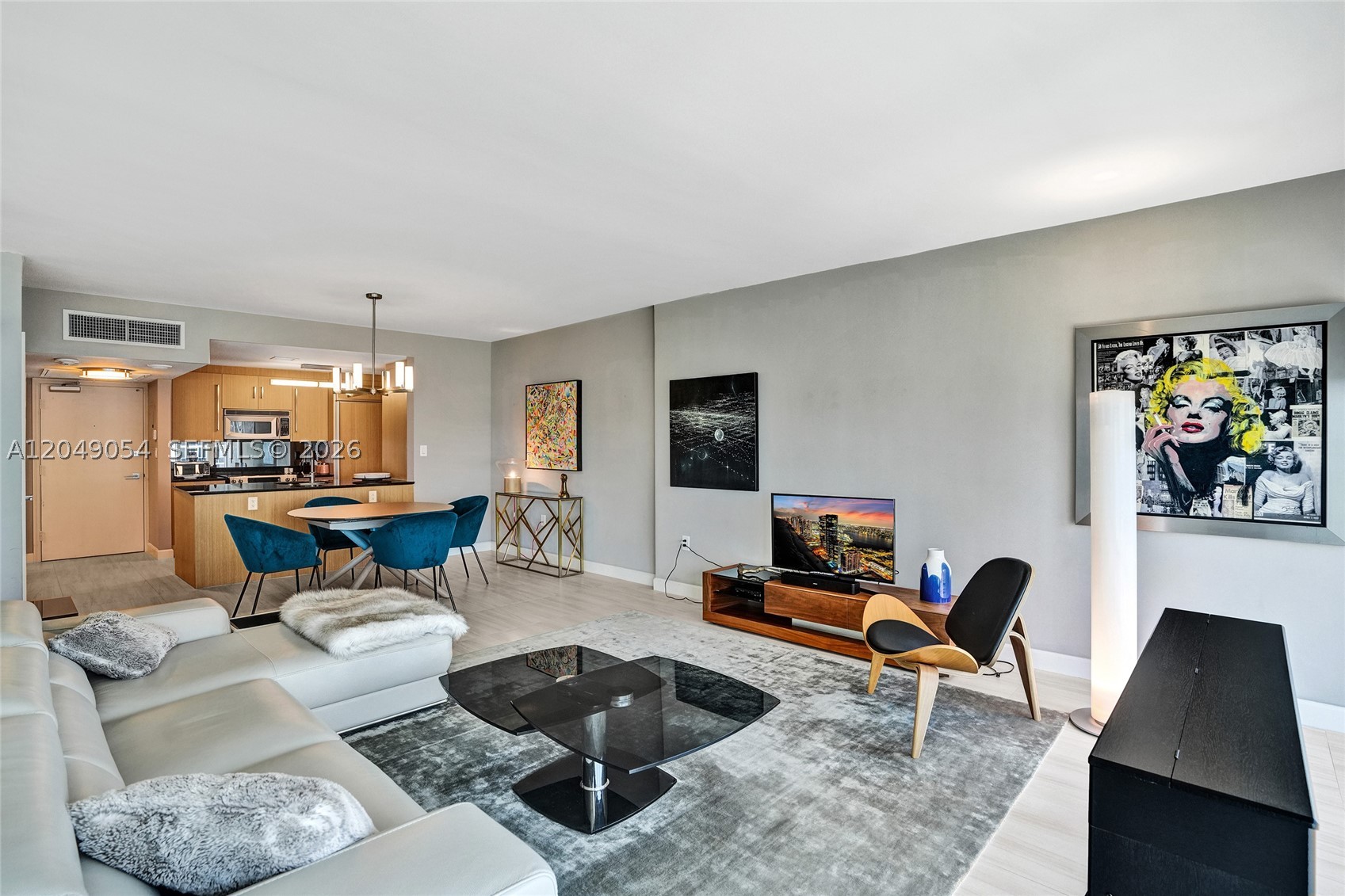 image Harbour House13