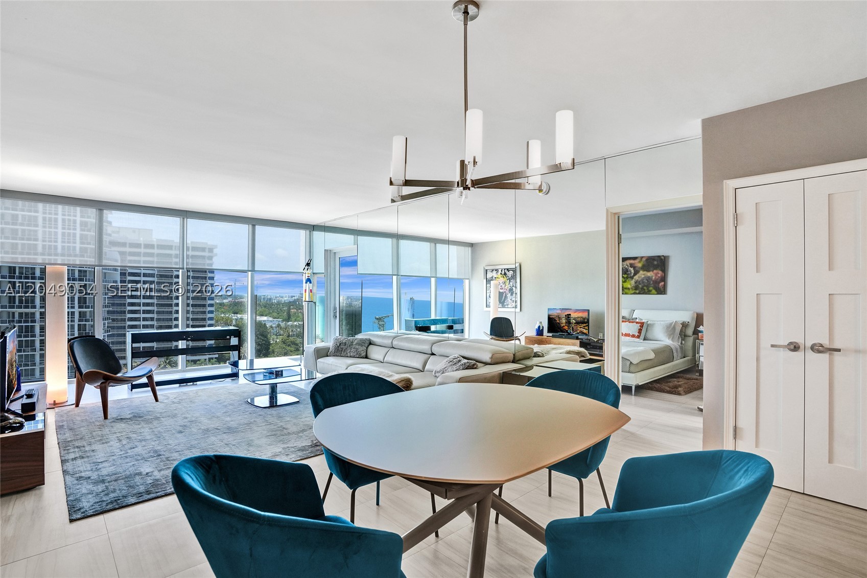 image Harbour House2