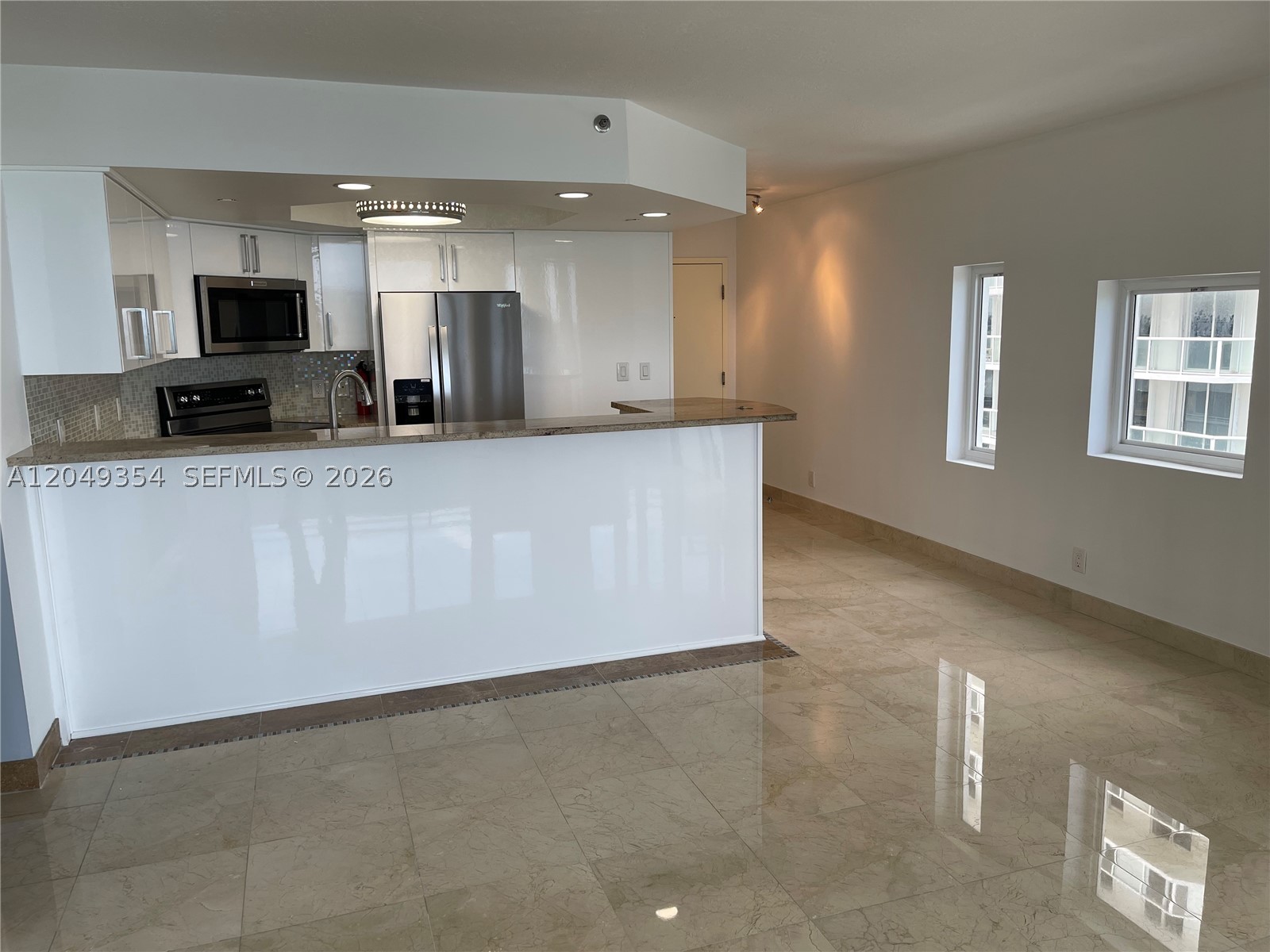 8911 Collins Ave #505 Surfside, FL 33154
