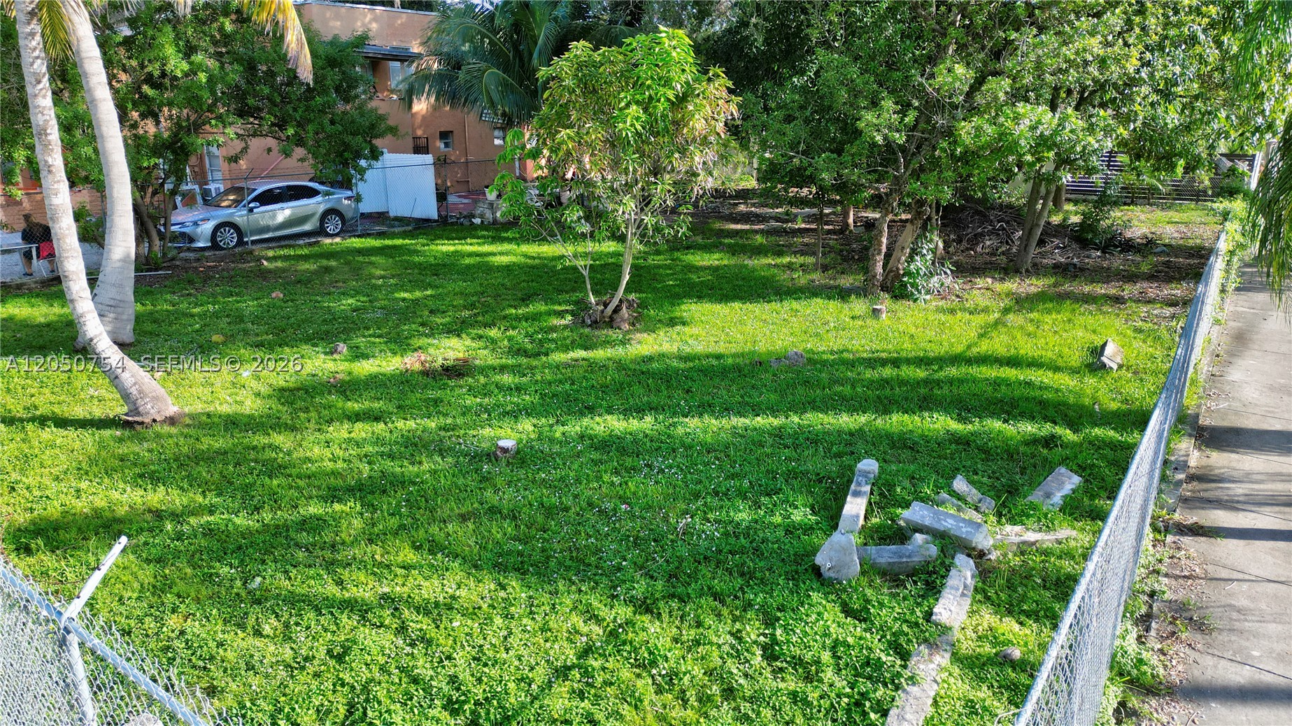280 NW 33rd St Miami, FL 33127