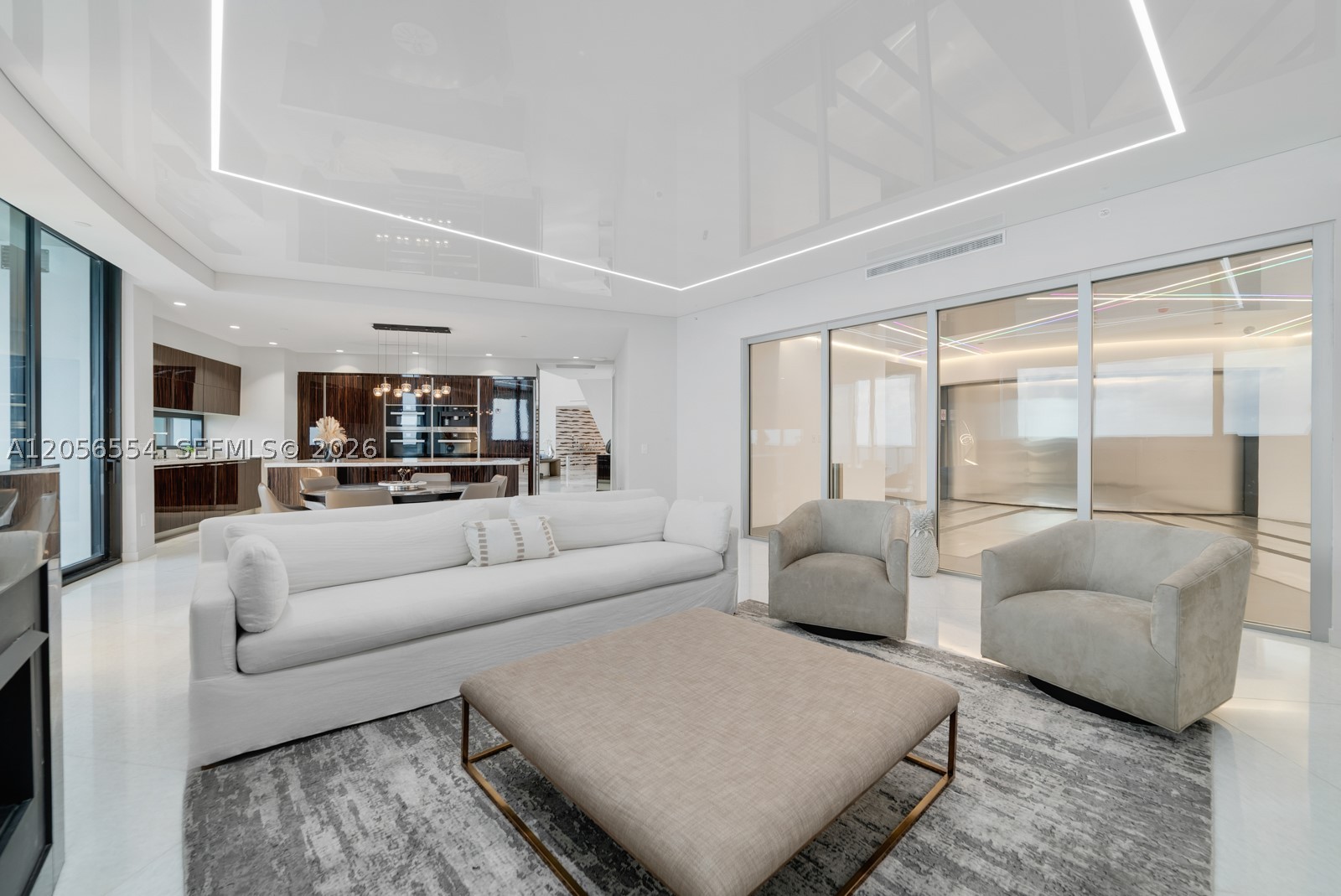 18555 Collins Ave #5201 Sunny Isles Beach, FL 33160