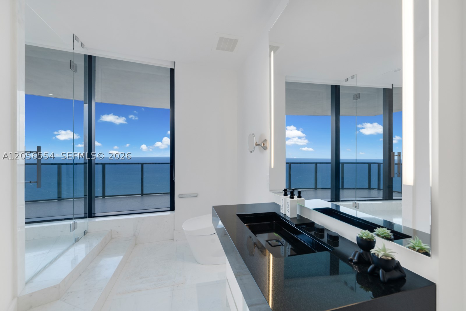 18555 Collins Ave #5201 Sunny Isles Beach, FL 33160