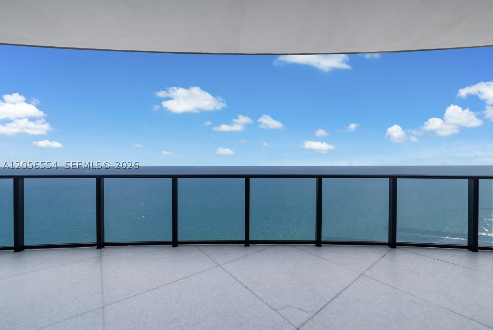18555 Collins Ave #5201 Sunny Isles Beach, FL 33160