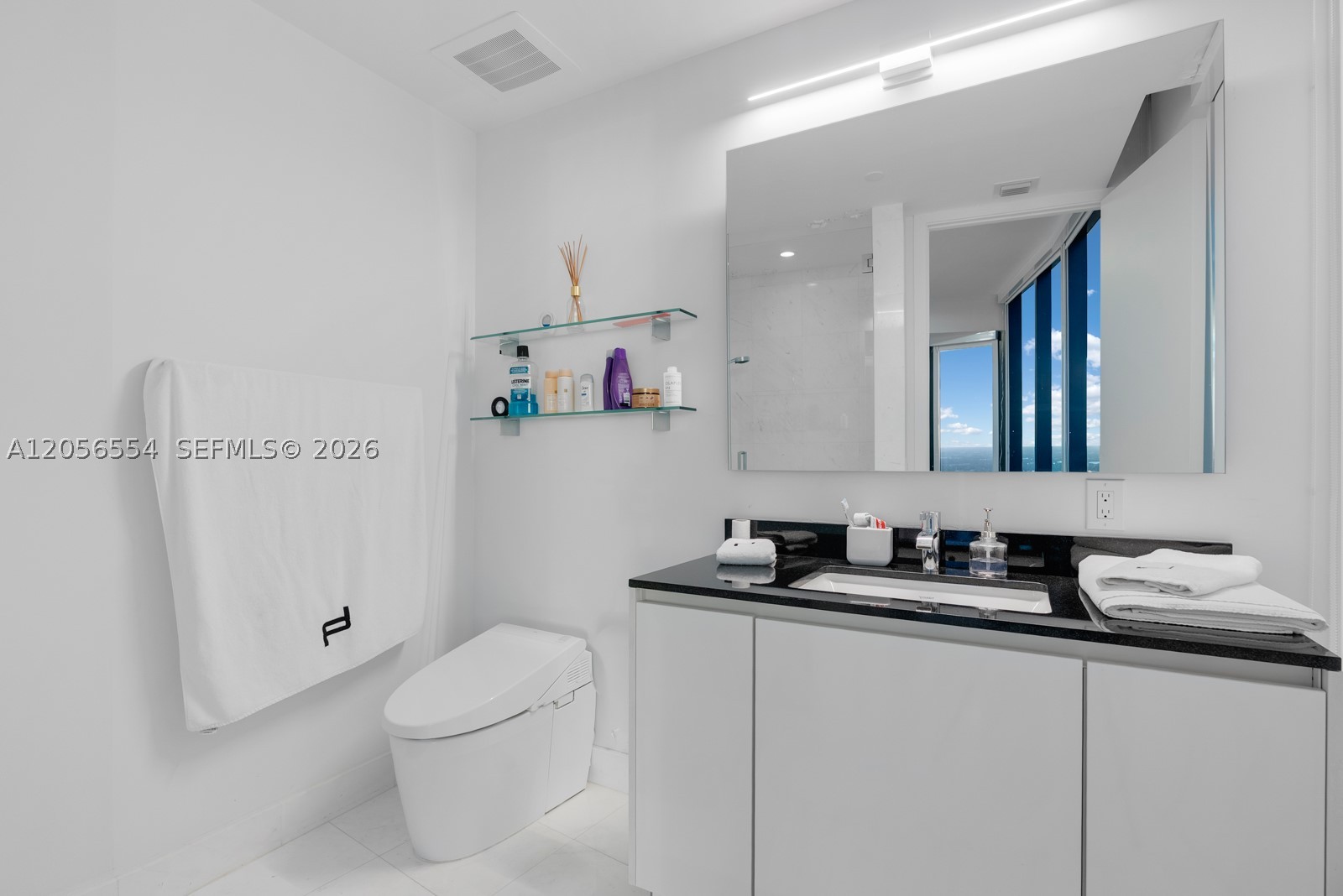 18555 Collins Ave #5201 Sunny Isles Beach, FL 33160