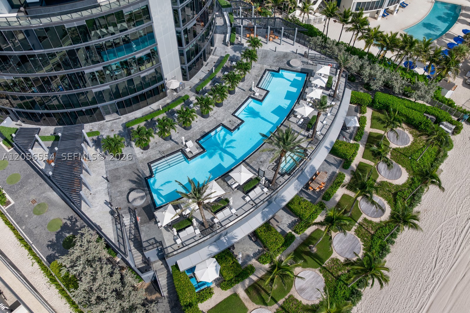 18555 Collins Ave #5201 Sunny Isles Beach, FL 33160