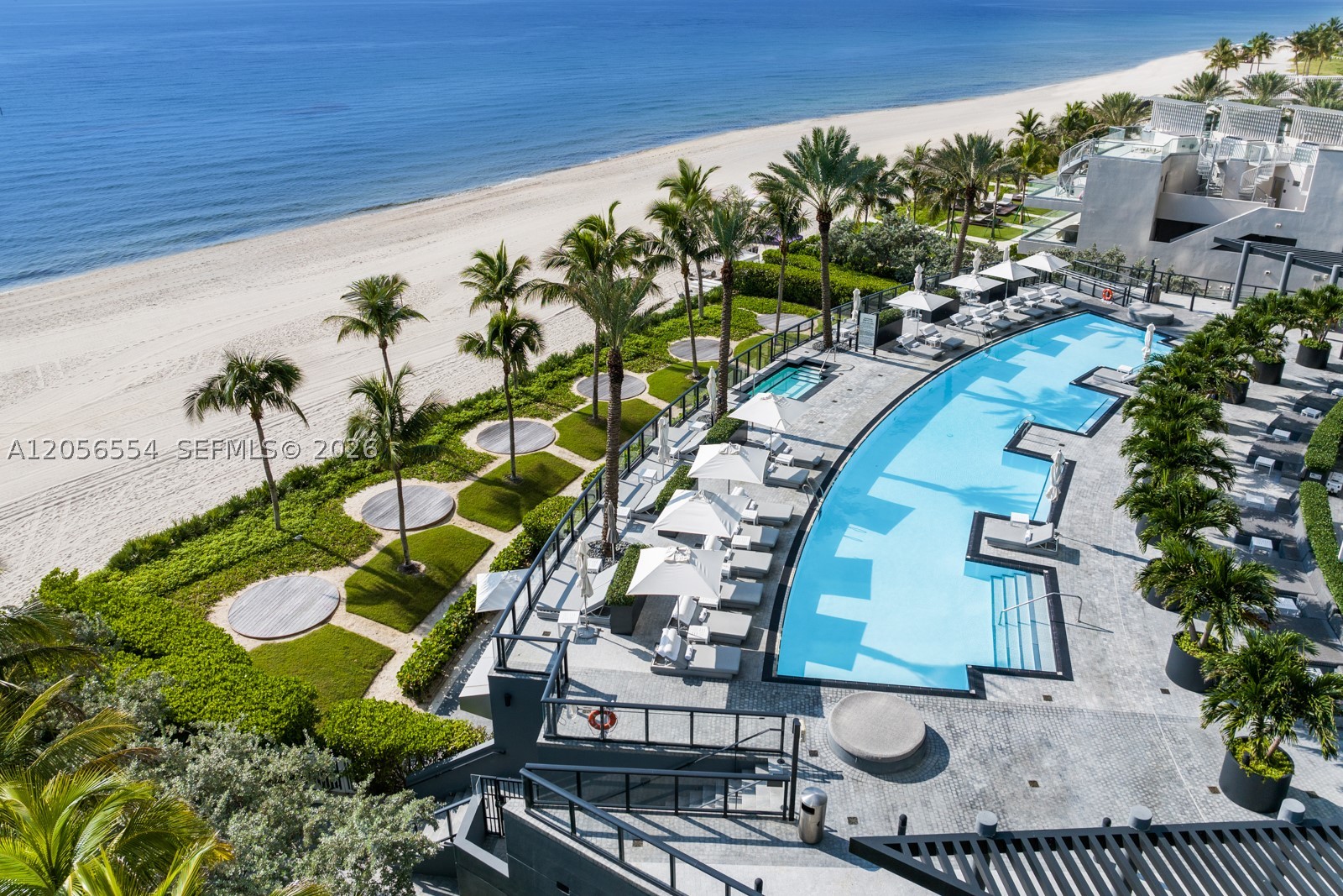 18555 Collins Ave #5201 Sunny Isles Beach, FL 33160