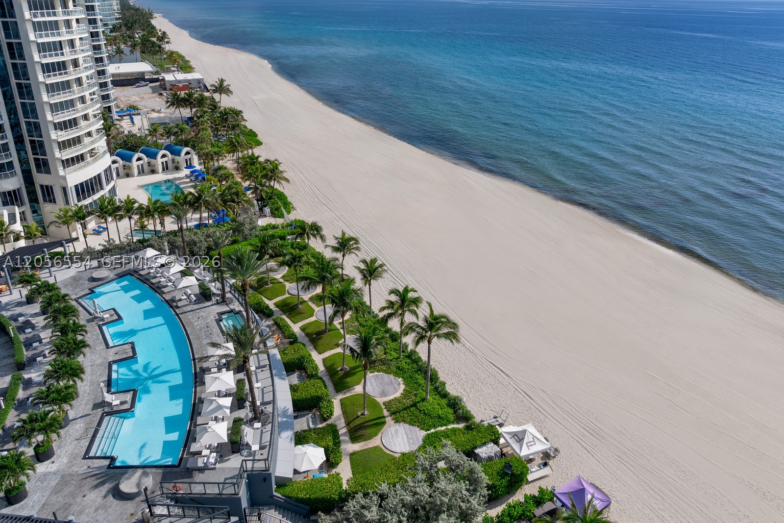 18555 Collins Ave #5201 Sunny Isles Beach, FL 33160