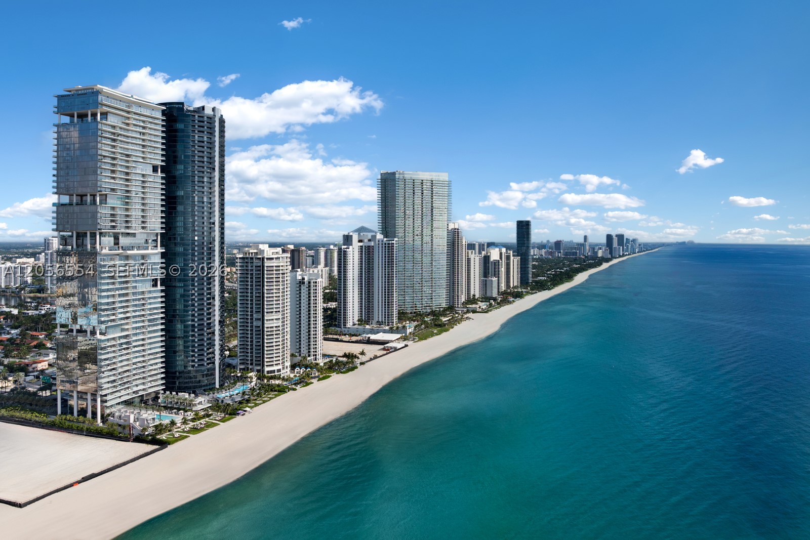 18555 Collins Ave #5201 Sunny Isles Beach, FL 33160