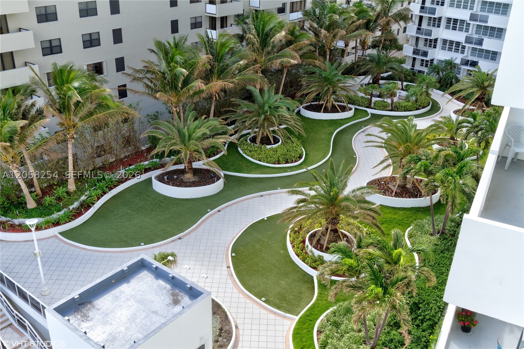 image The Decoplage26