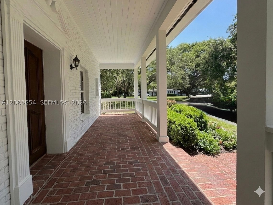 12345 SW 63rd Ave Pinecrest, FL 33156