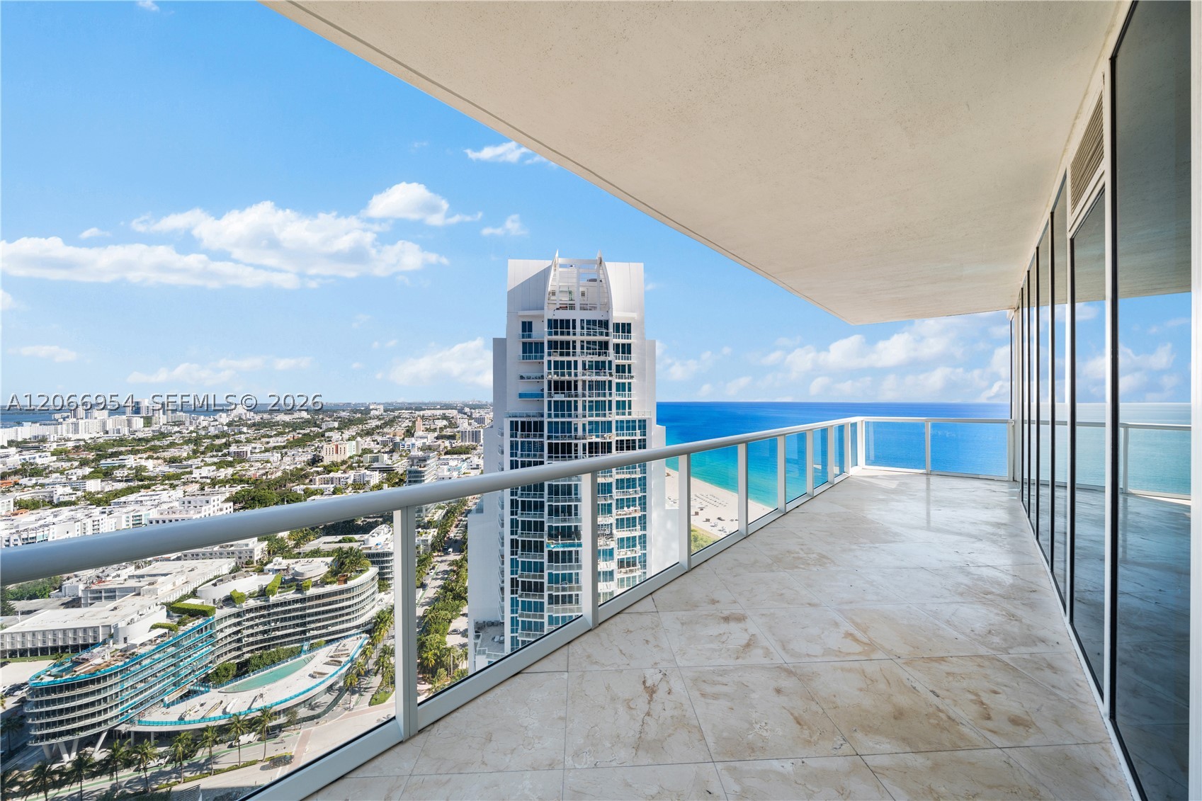 100 S Pointe Dr #3207 Miami Beach, FL 33139
