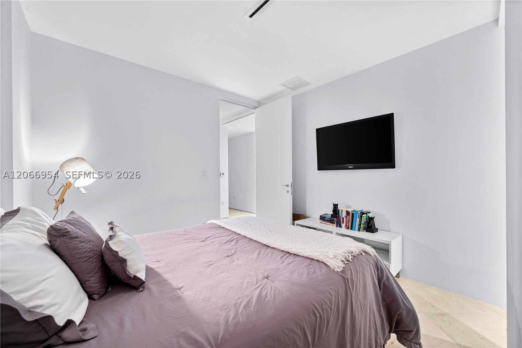 100 S Pointe Dr #3207 Miami Beach, FL 33139