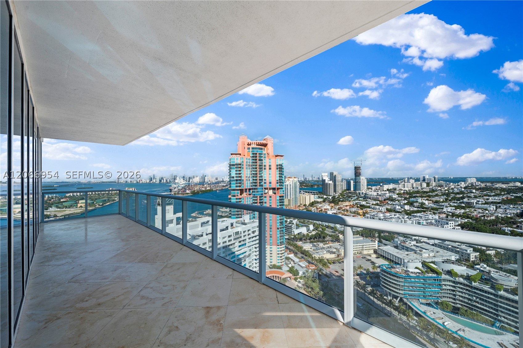 100 S Pointe Dr #3207 Miami Beach, FL 33139