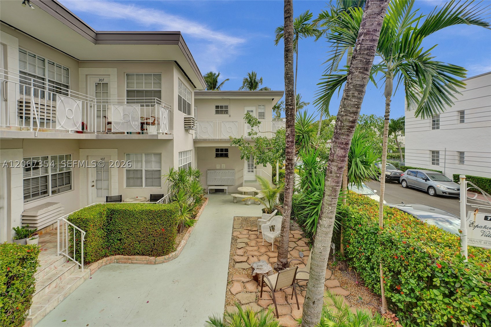 717 Espanola Way #205