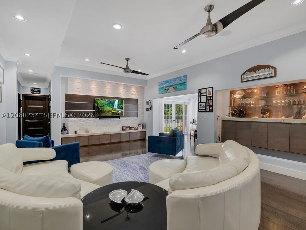 13880 SW 68th Ave Palmetto Bay, FL 33158