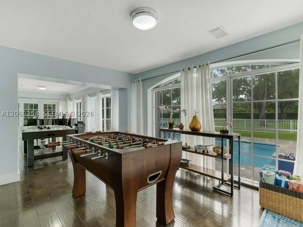 13880 SW 68th Ave Palmetto Bay, FL 33158