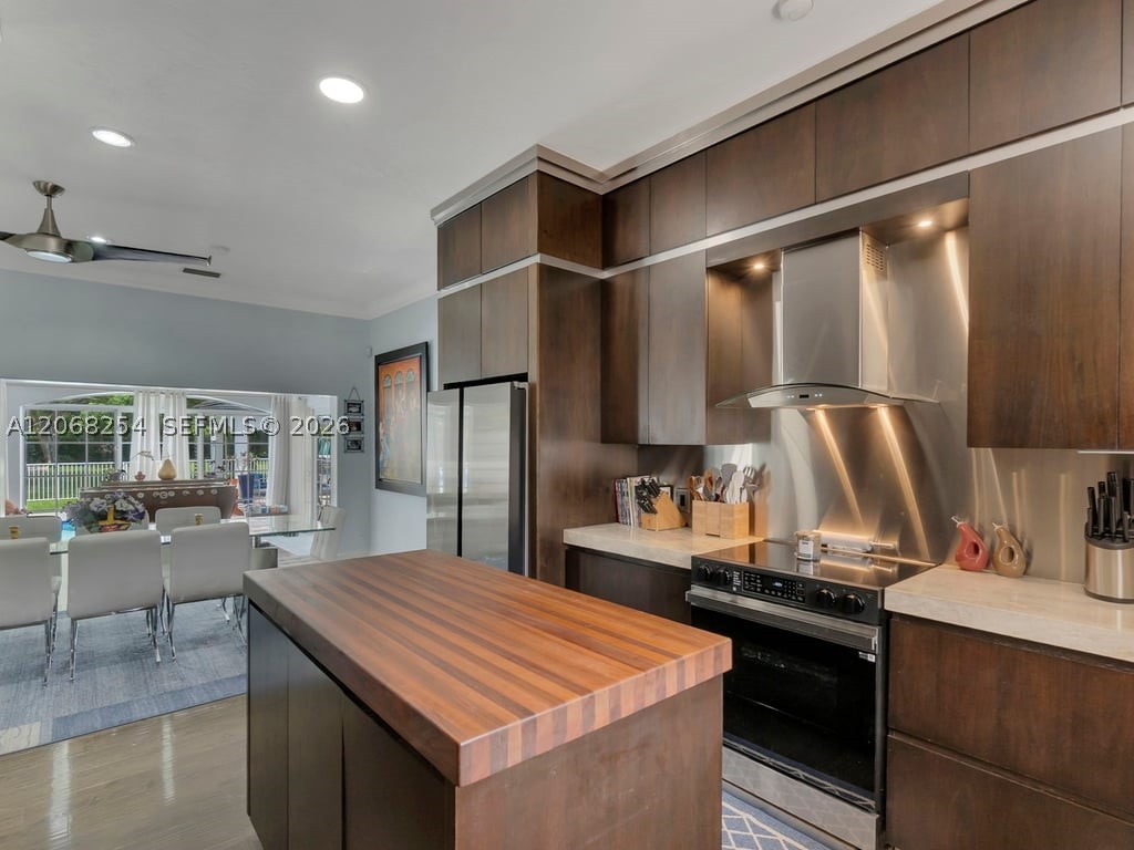 13880 SW 68th Ave Palmetto Bay, FL 33158