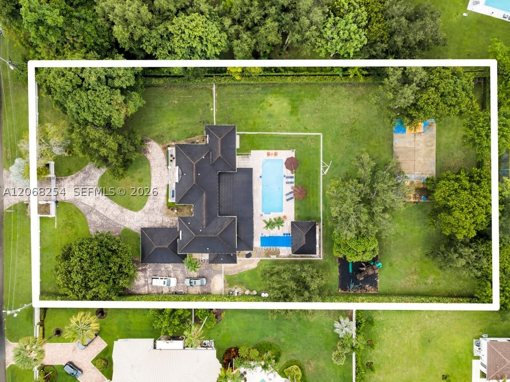 13880 SW 68th Ave Palmetto Bay, FL 33158