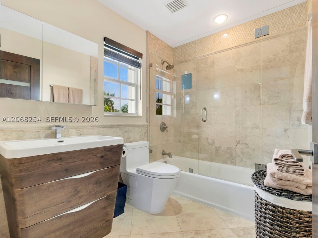 13880 SW 68th Ave Palmetto Bay, FL 33158
