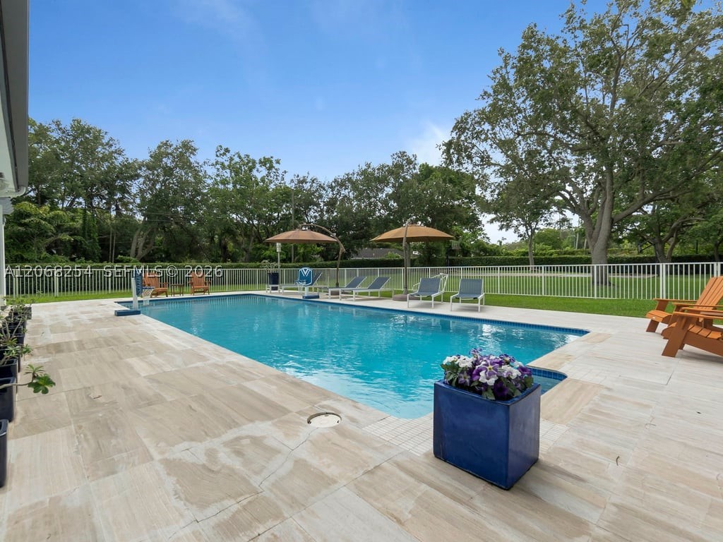 13880 SW 68th Ave Palmetto Bay, FL 33158
