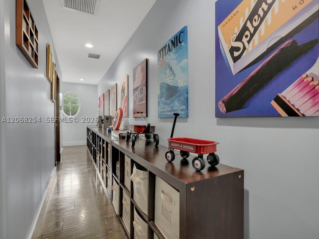 13880 SW 68th Ave Palmetto Bay, FL 33158