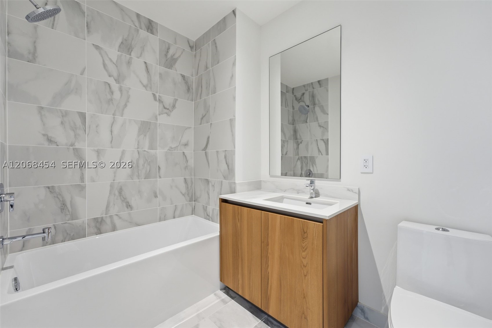 1400 Biscayne Blvd #3004 Miami, FL 33132