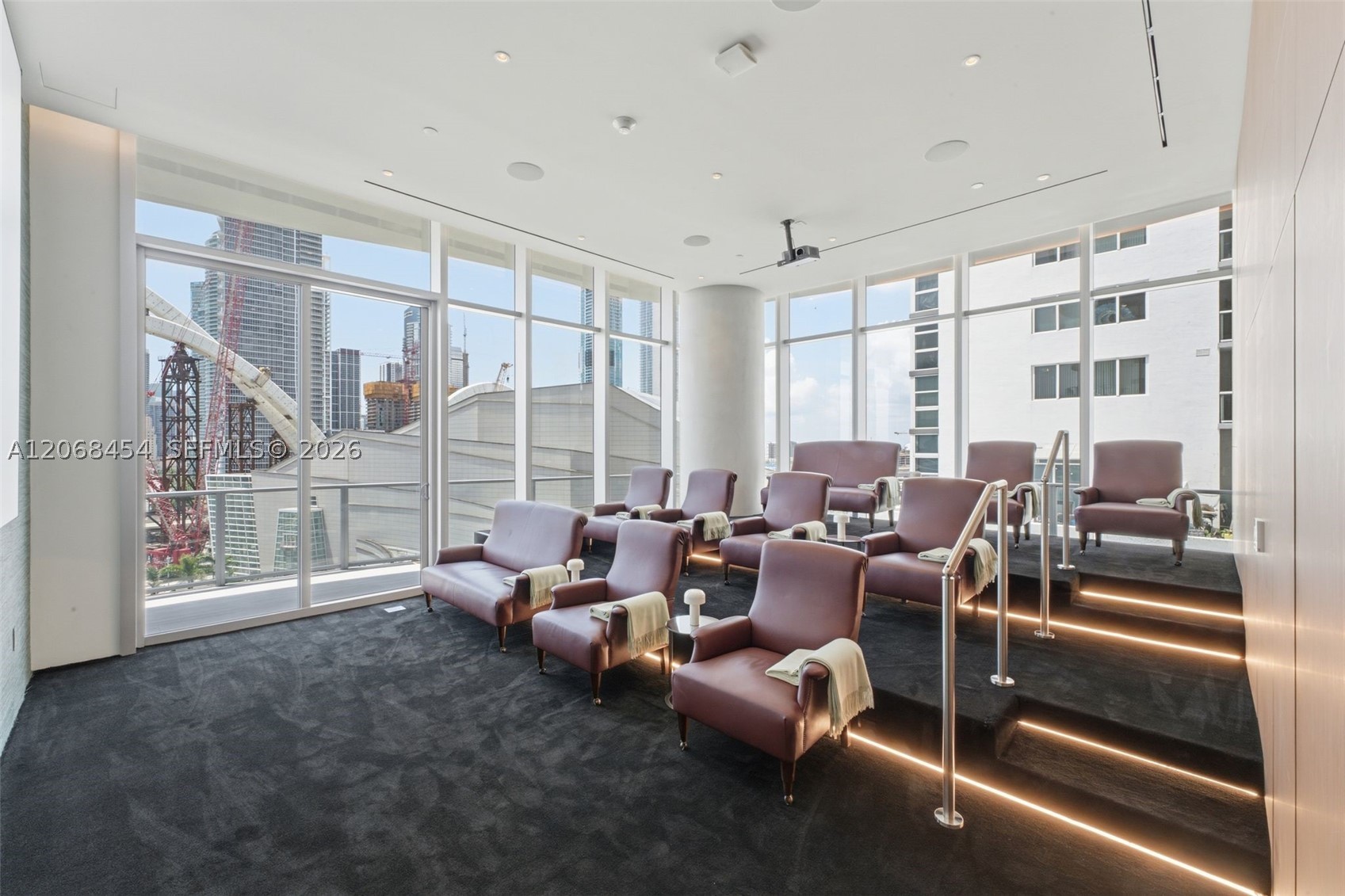 1400 Biscayne Blvd #3004 Miami, FL 33132