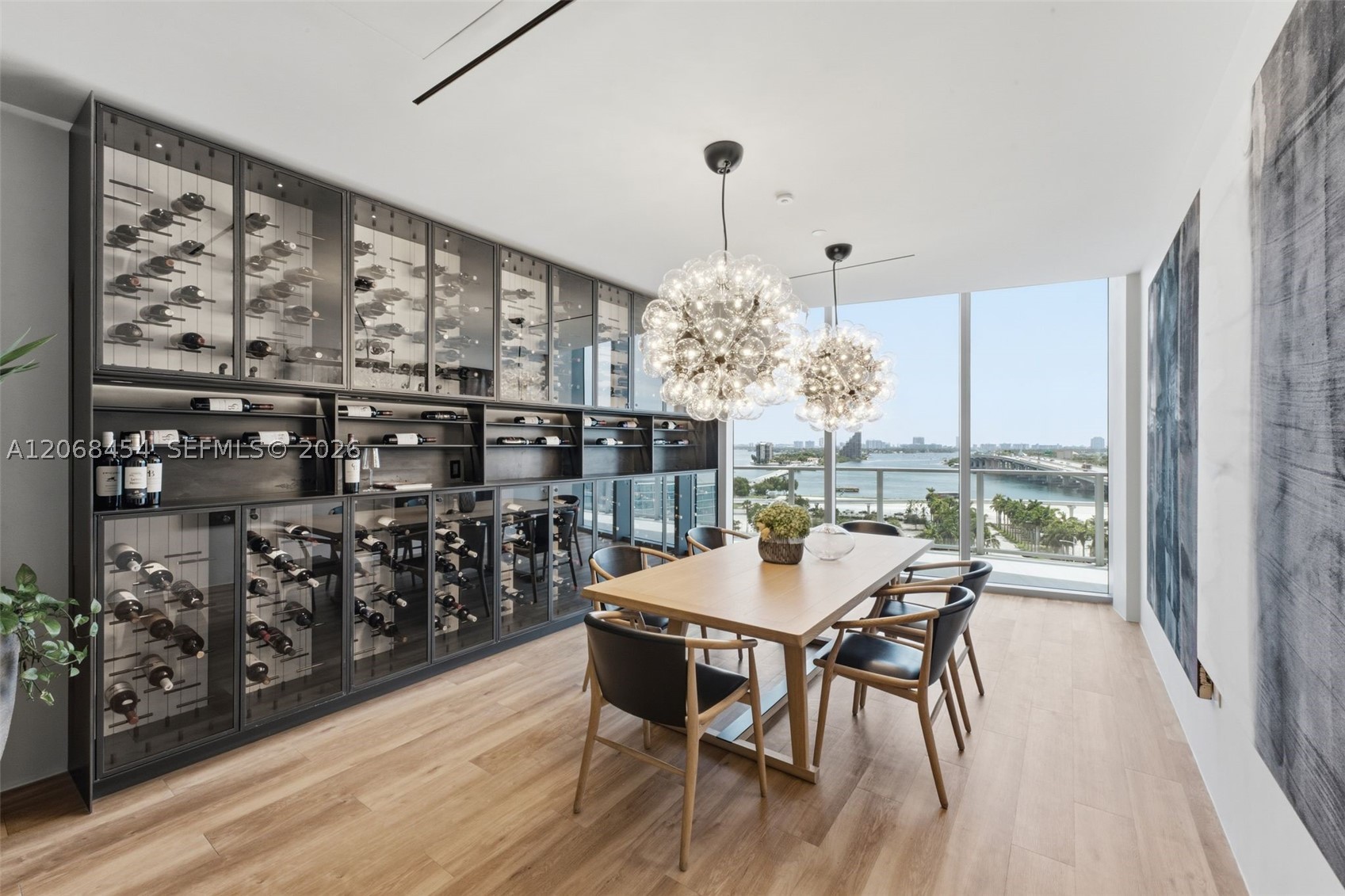 1400 Biscayne Blvd #3004 Miami, FL 33132